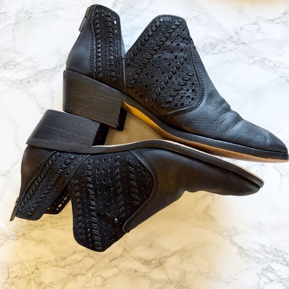 Vince Camuto Prasata boho western ankle bootie boots - Picture 3 of 9